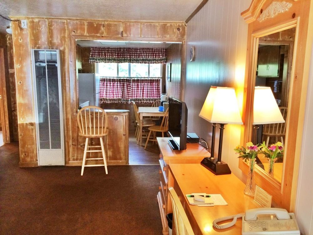 June Lake Motel Экстерьер фото