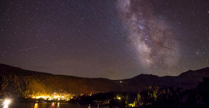 June Lake Motel Экстерьер фото