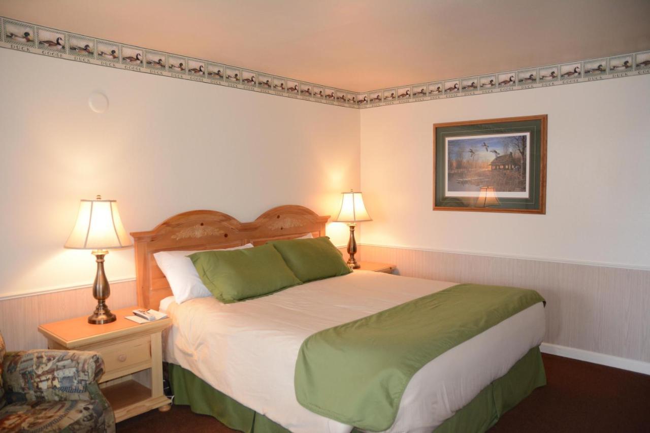 June Lake Motel Экстерьер фото